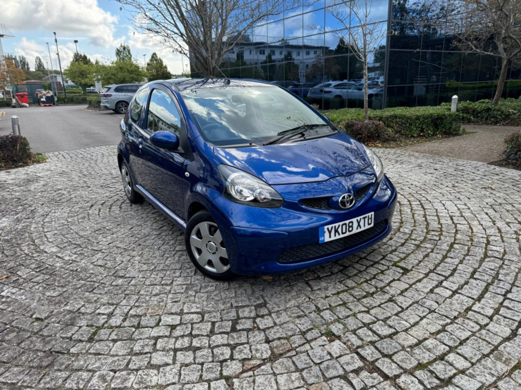 TOYOTA AYGO