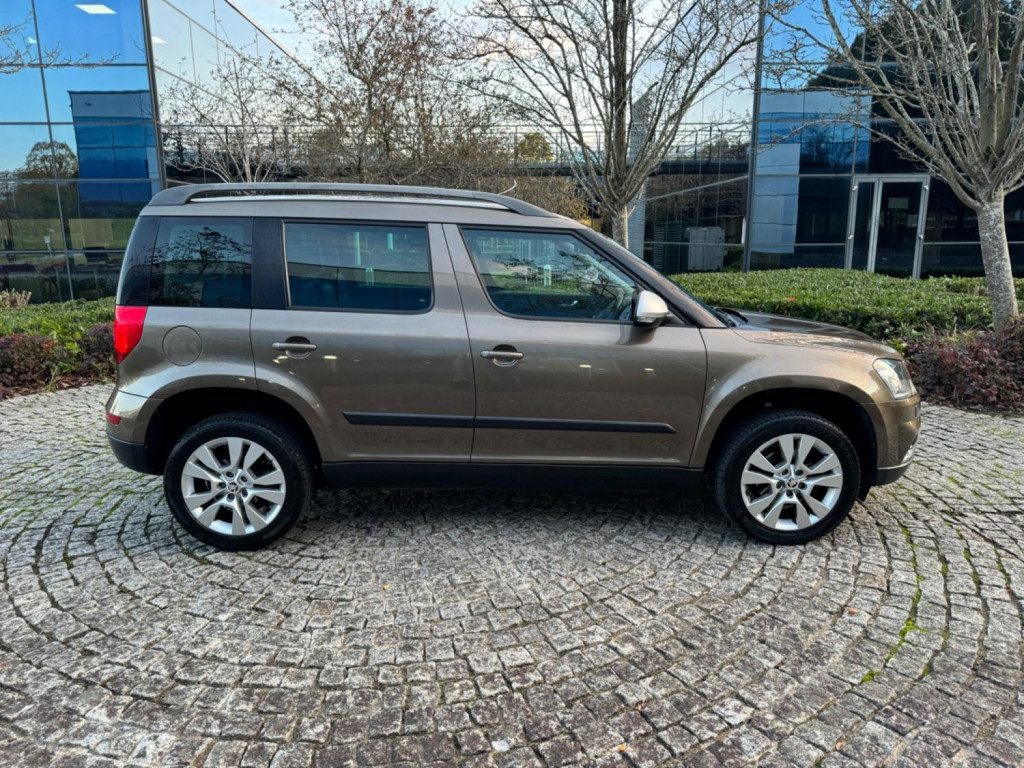 SKODA YETI