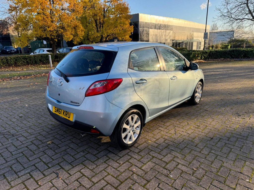MAZDA MAZDA2