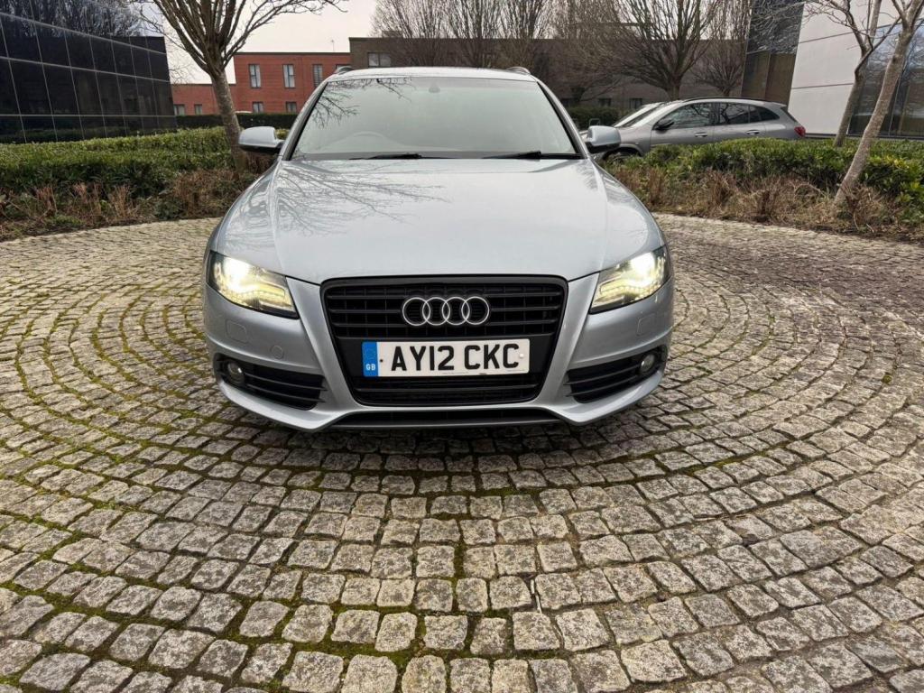 AUDI A4 AVANT