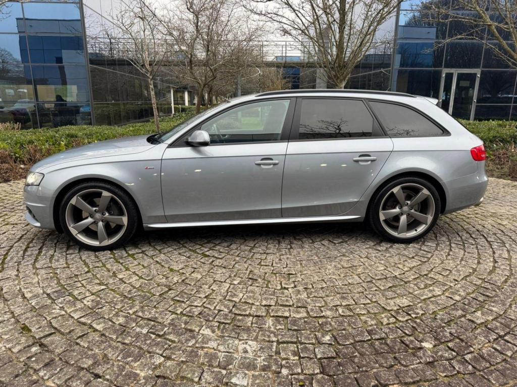 AUDI A4 AVANT