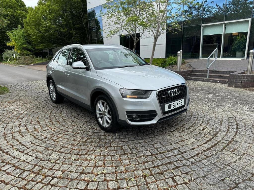 AUDI Q3
