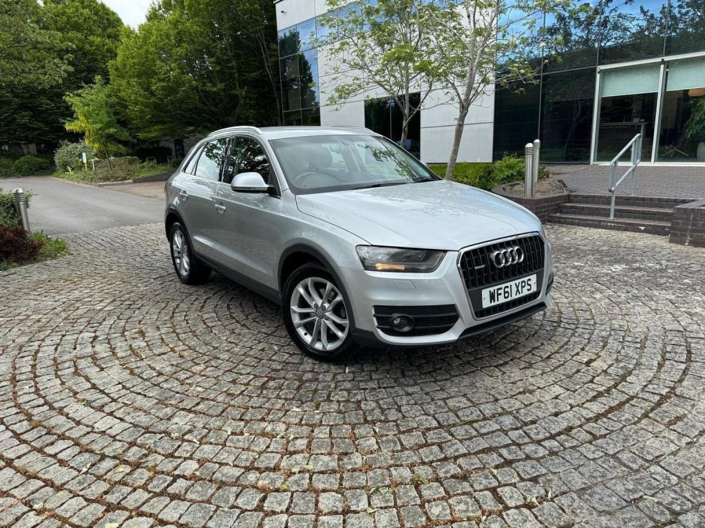 AUDI Q3