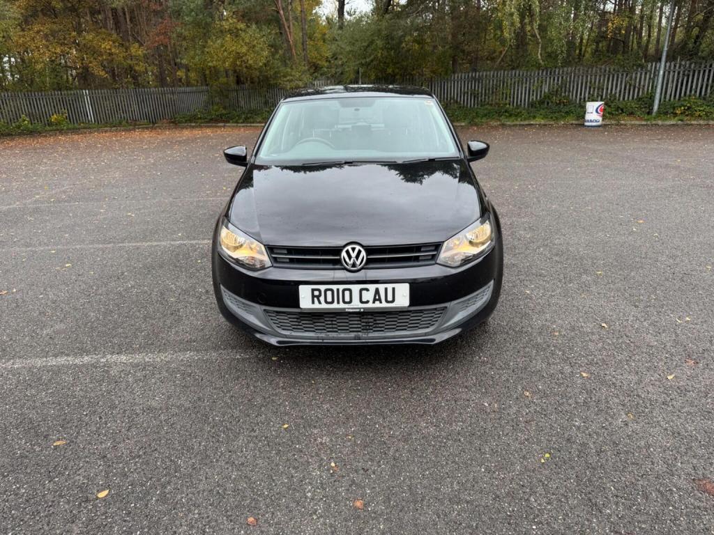 VOLKSWAGEN POLO