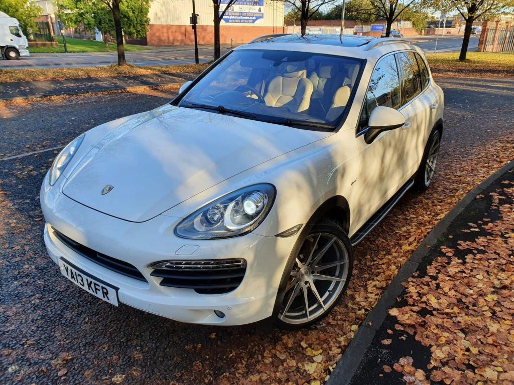 PORSCHE CAYENNE