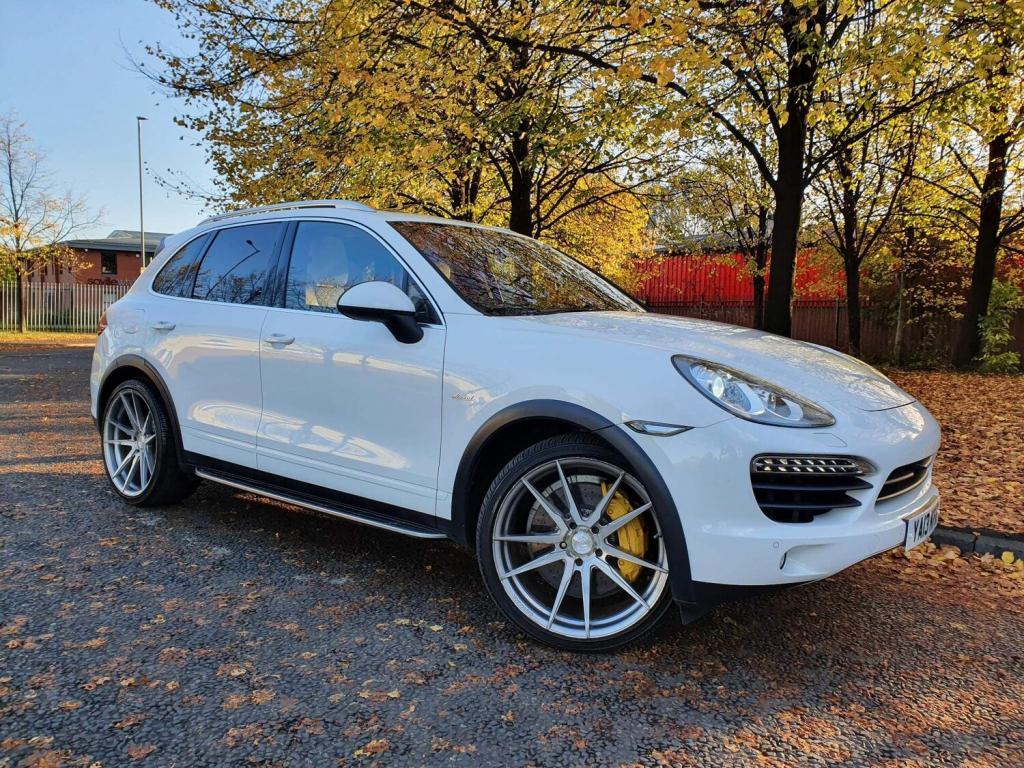 PORSCHE CAYENNE