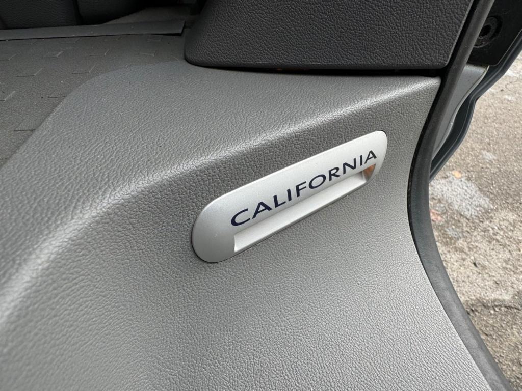 VOLKSWAGEN CALIFORNIA