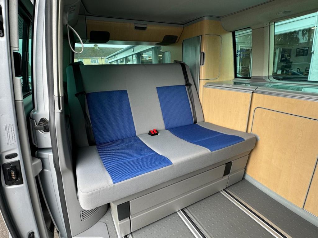 VOLKSWAGEN CALIFORNIA