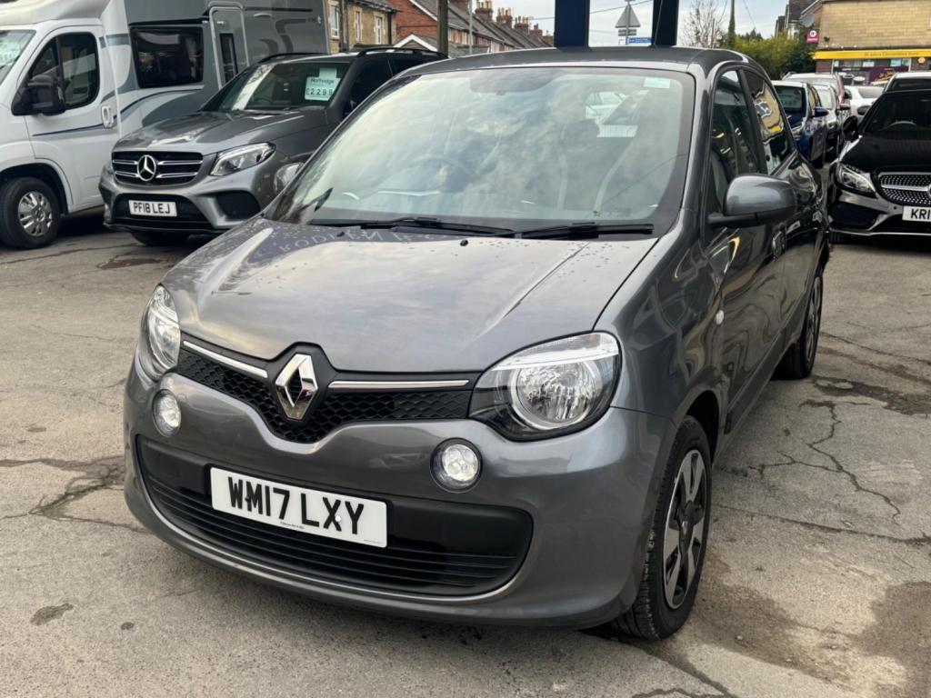 RENAULT TWINGO