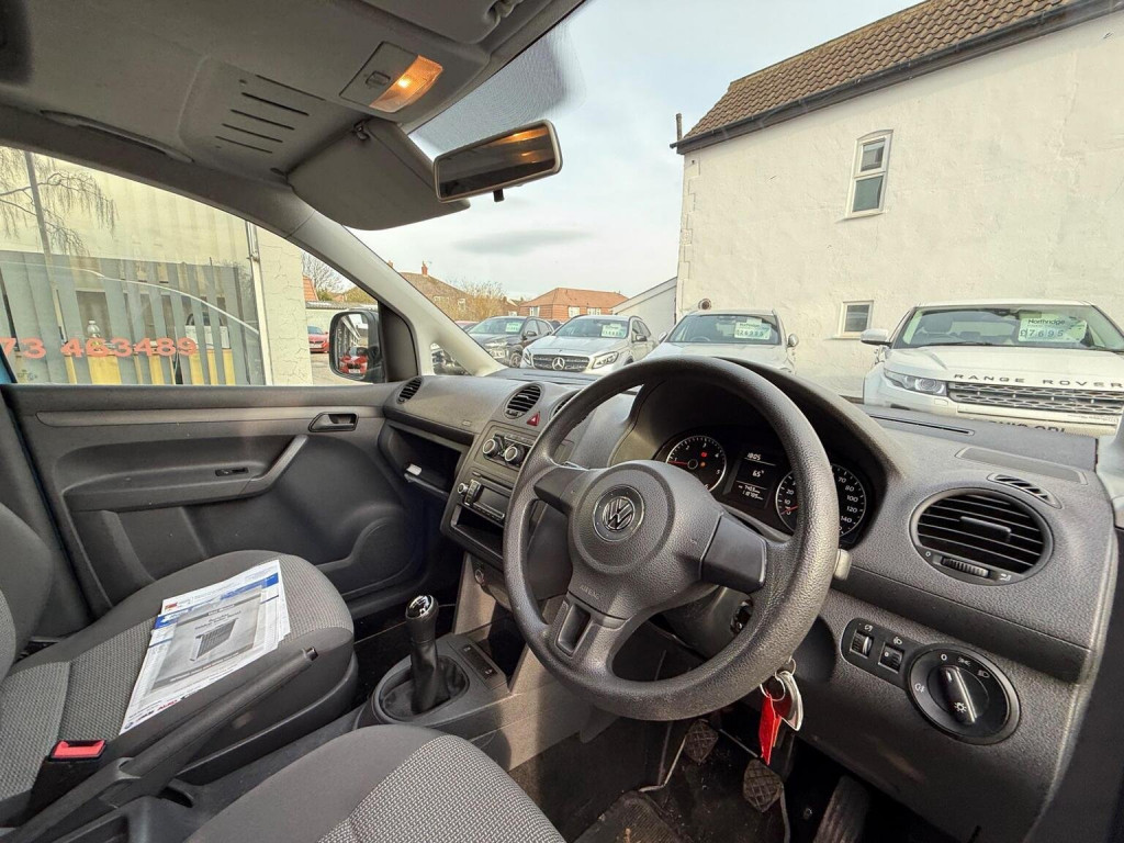 VOLKSWAGEN CADDY MAXI