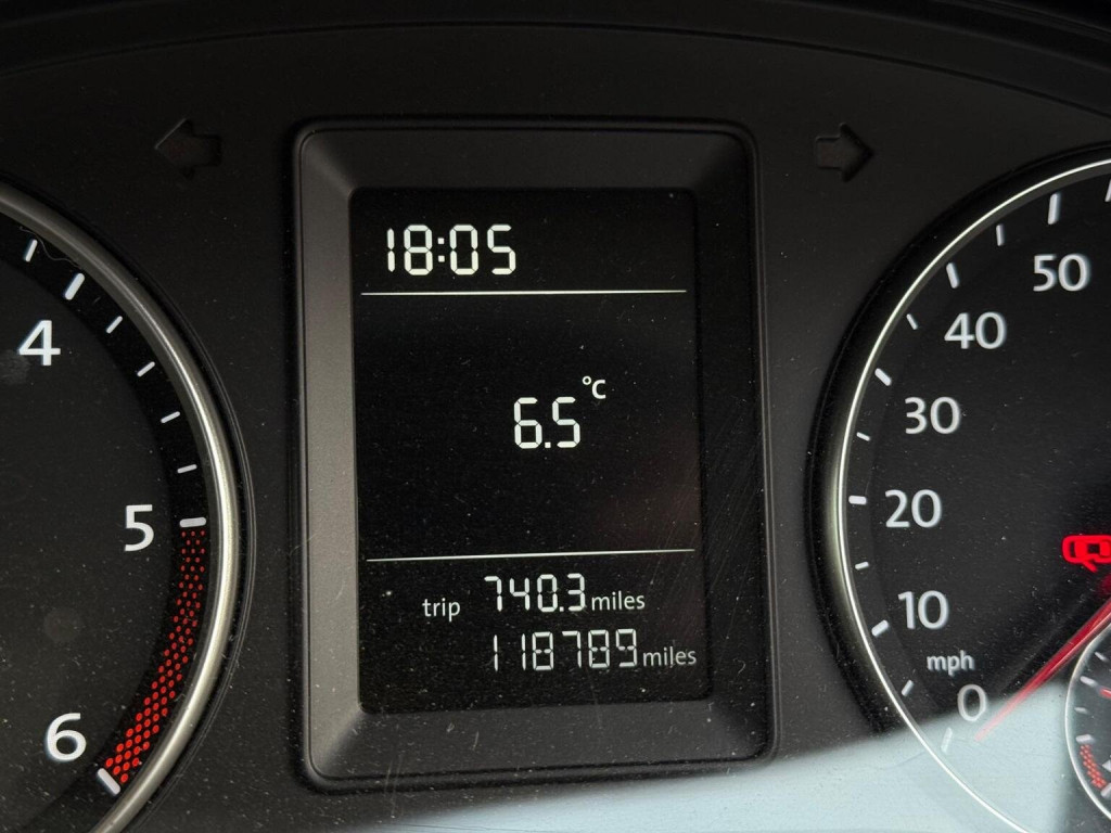 VOLKSWAGEN CADDY MAXI