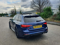 AUDI RS4