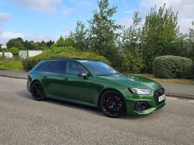 AUDI RS4