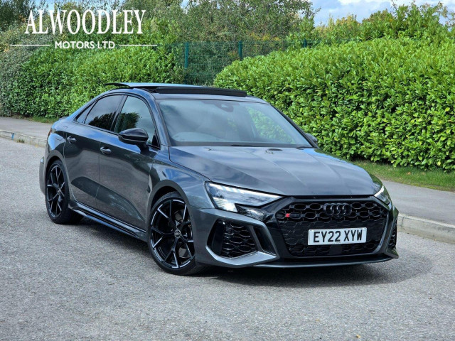 AUDI RS3