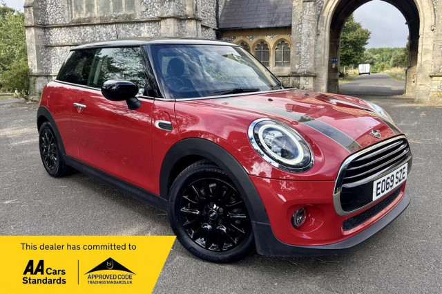 MINI HATCH 1.5 Cooper Classic Steptronic Euro 6 (s/s) 3dr (2019/69)