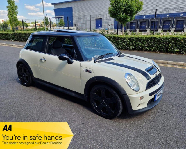 MINI HATCH 1.6 Cooper S Euro 4 3dr (2005/05)