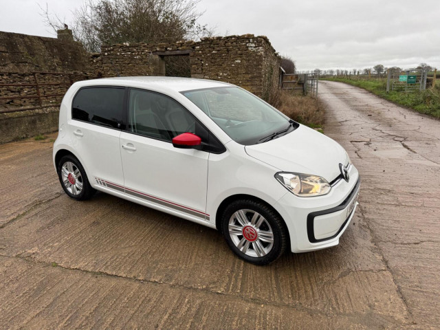 VOLKSWAGEN UP