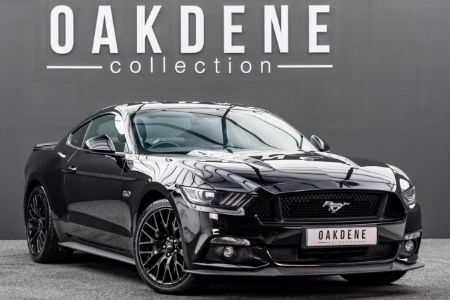 FORD MUSTANG