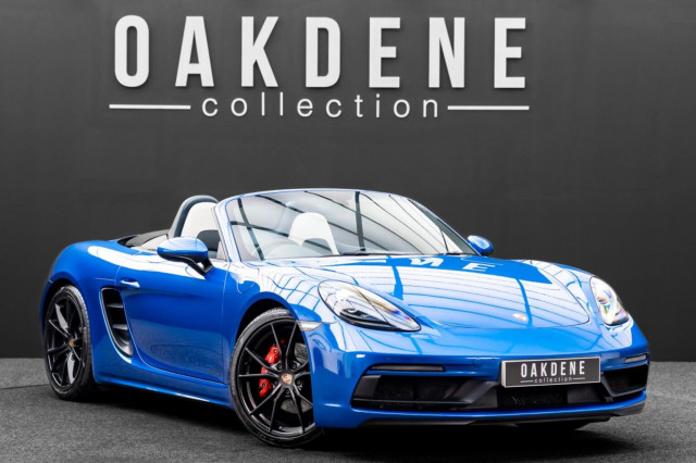 PORSCHE