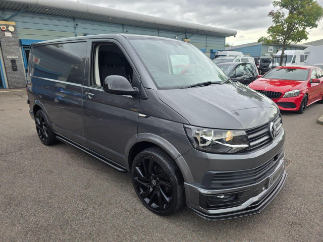 VOLKSWAGEN TRANSPORTER