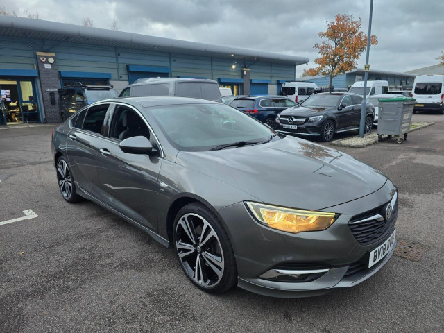 VAUXHALL INSIGNIA