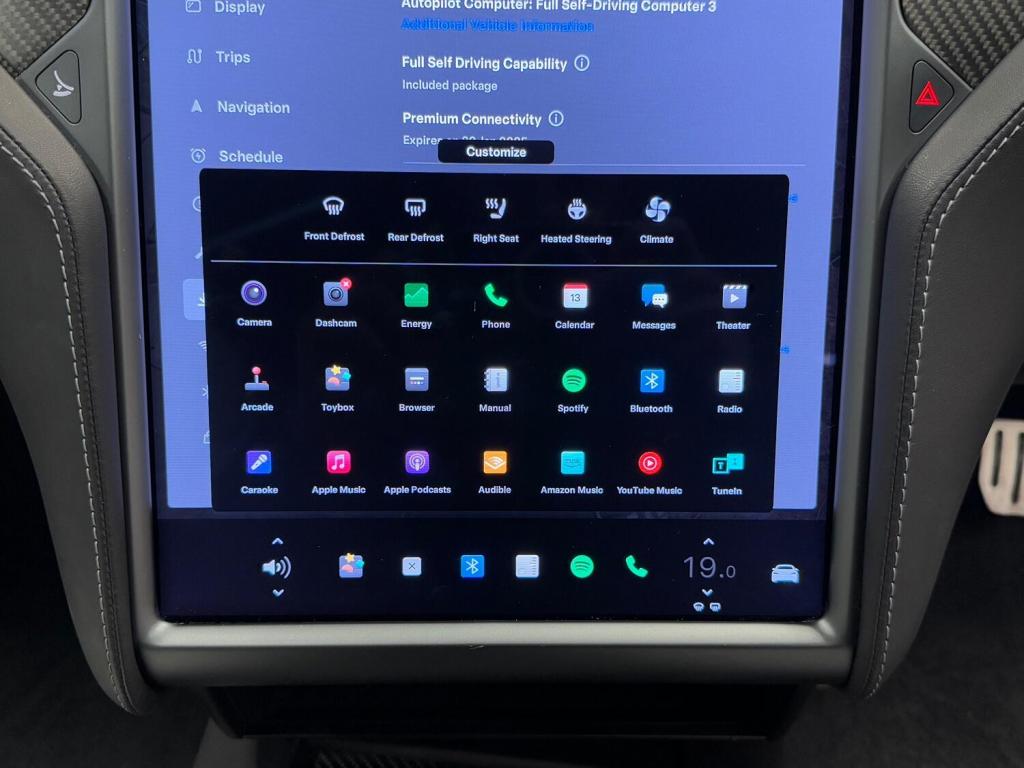 TESLA MODEL S