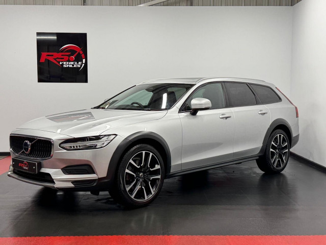 VOLVO V90 CROSS COUNTRY 2.0 Plus B5 AWD (235 hp) Auto (2022/22)