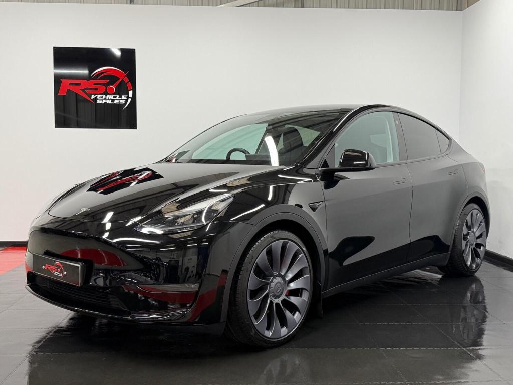 TESLA MODEL Y
