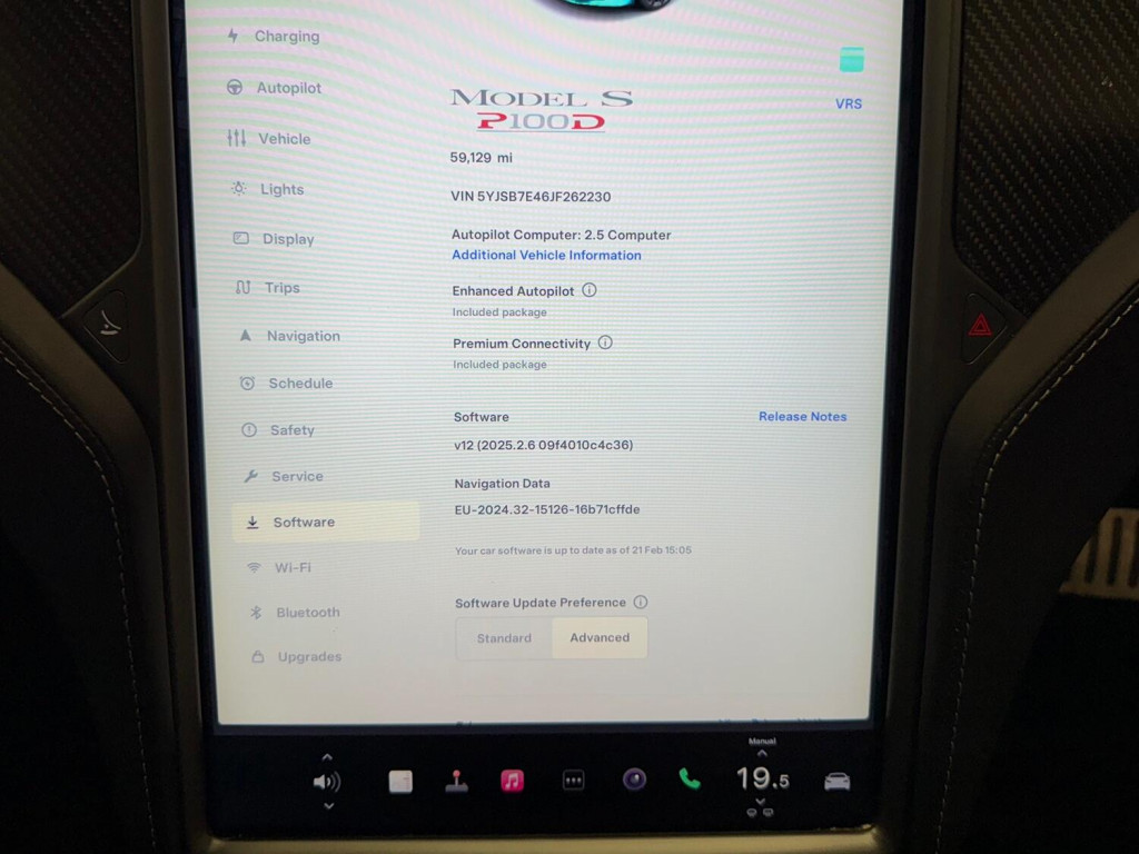 TESLA MODEL S