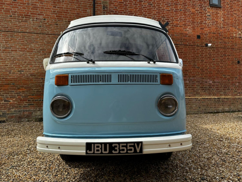 VOLKSWAGEN CAMPERVAN