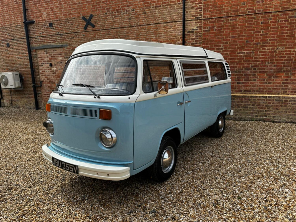 VOLKSWAGEN CAMPERVAN