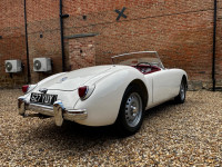 MG MGA