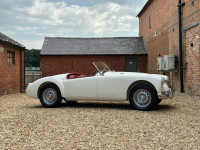 MG MGA