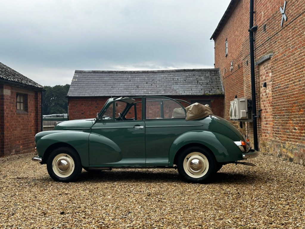 MORRIS MINOR