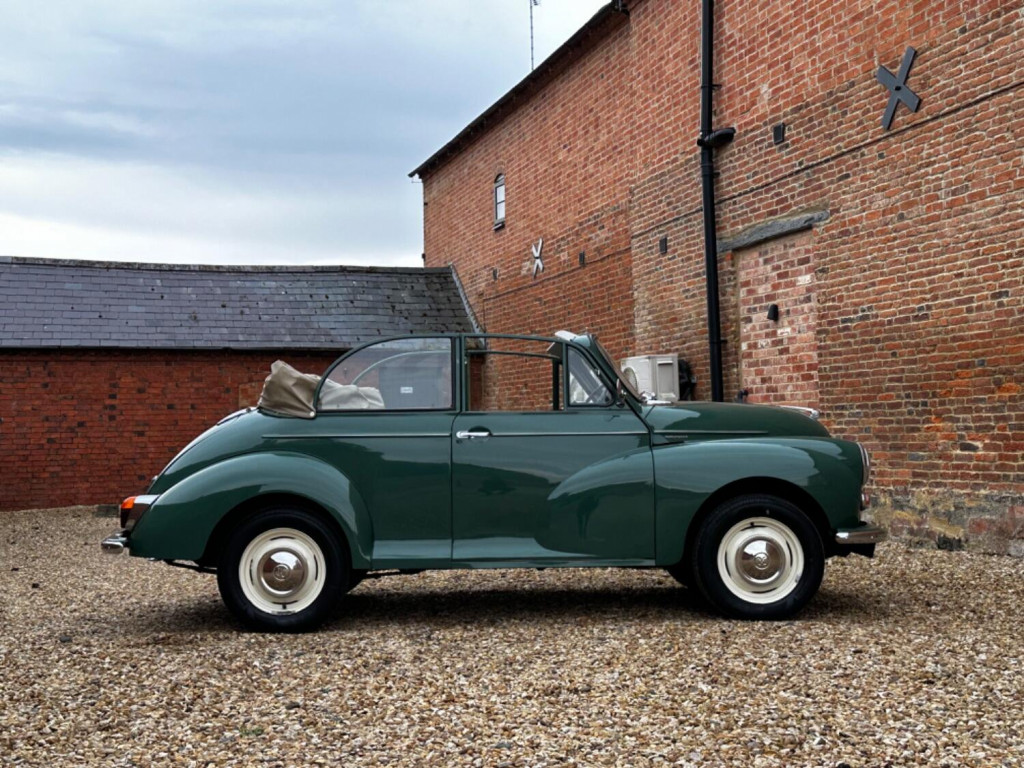 MORRIS MINOR