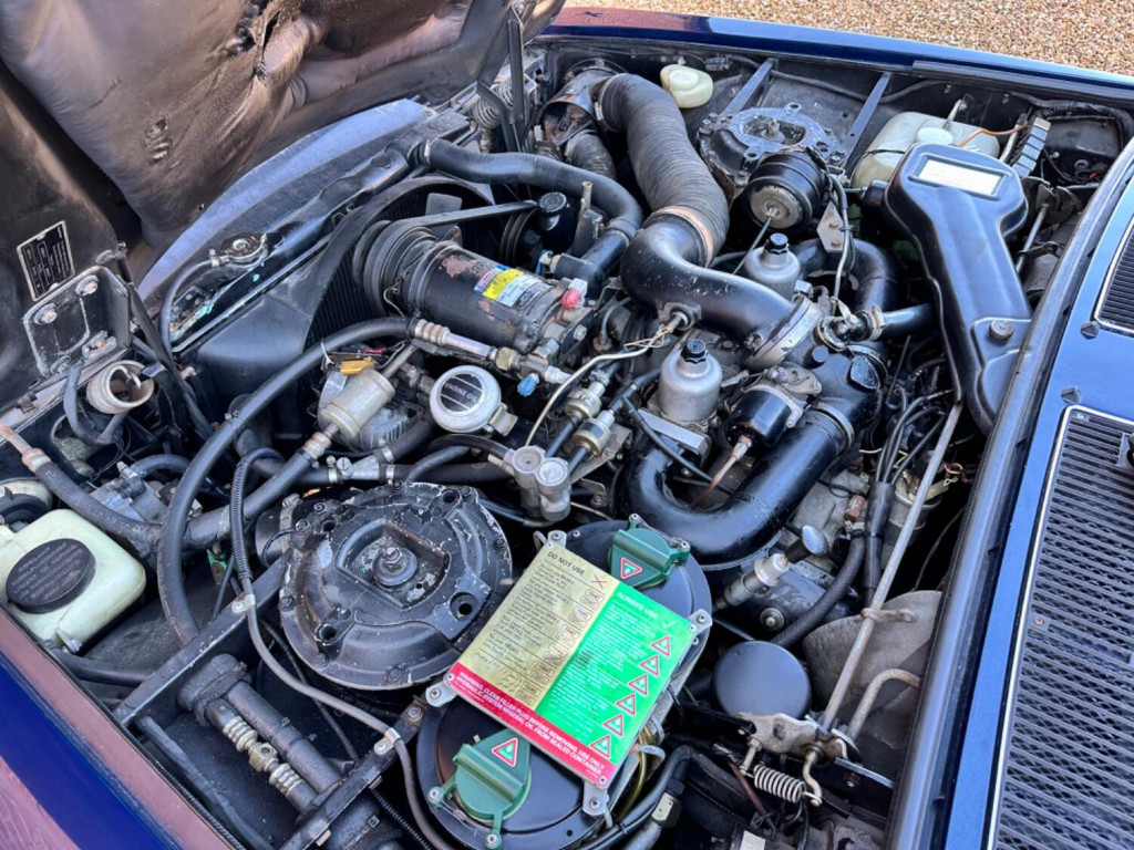 ROLLS-ROYCE SILVER SPIRIT