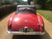 MG MGA