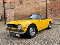 TRIUMPH TR6