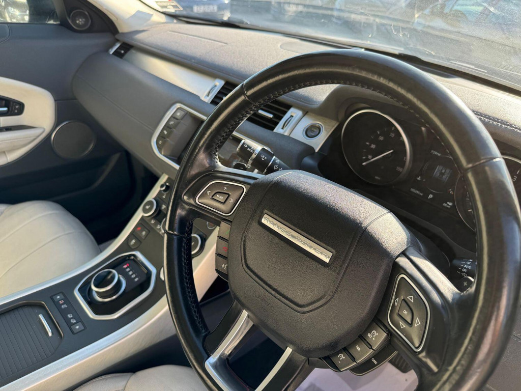 LAND ROVER RANGE ROVER EVOQUE