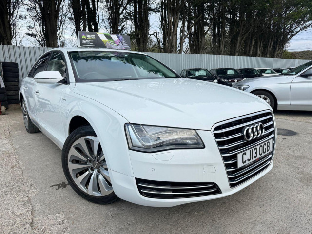 AUDI A8