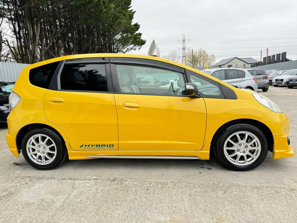HONDA FIT