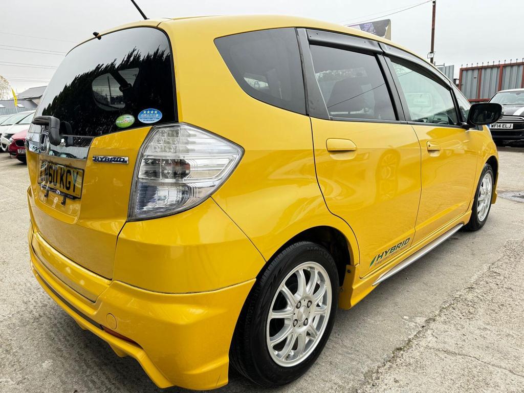 HONDA FIT