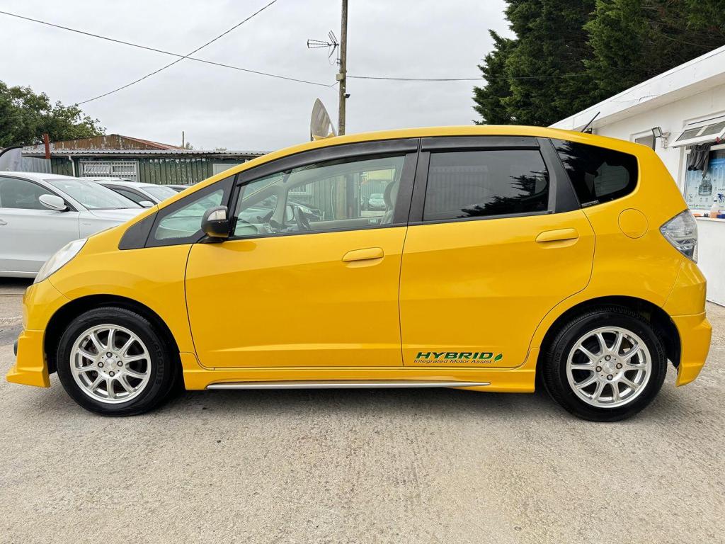 HONDA FIT