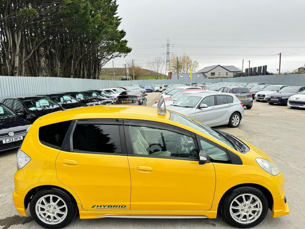 HONDA FIT