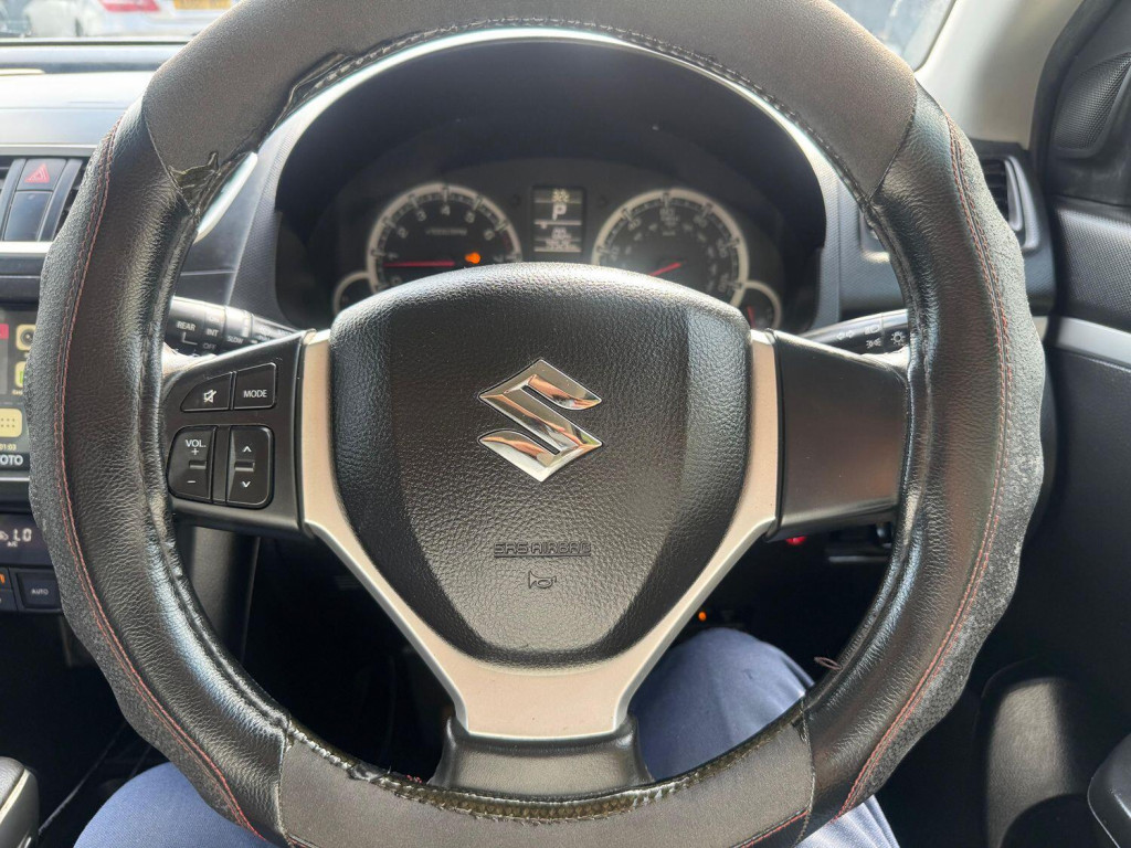 SUZUKI SWIFT