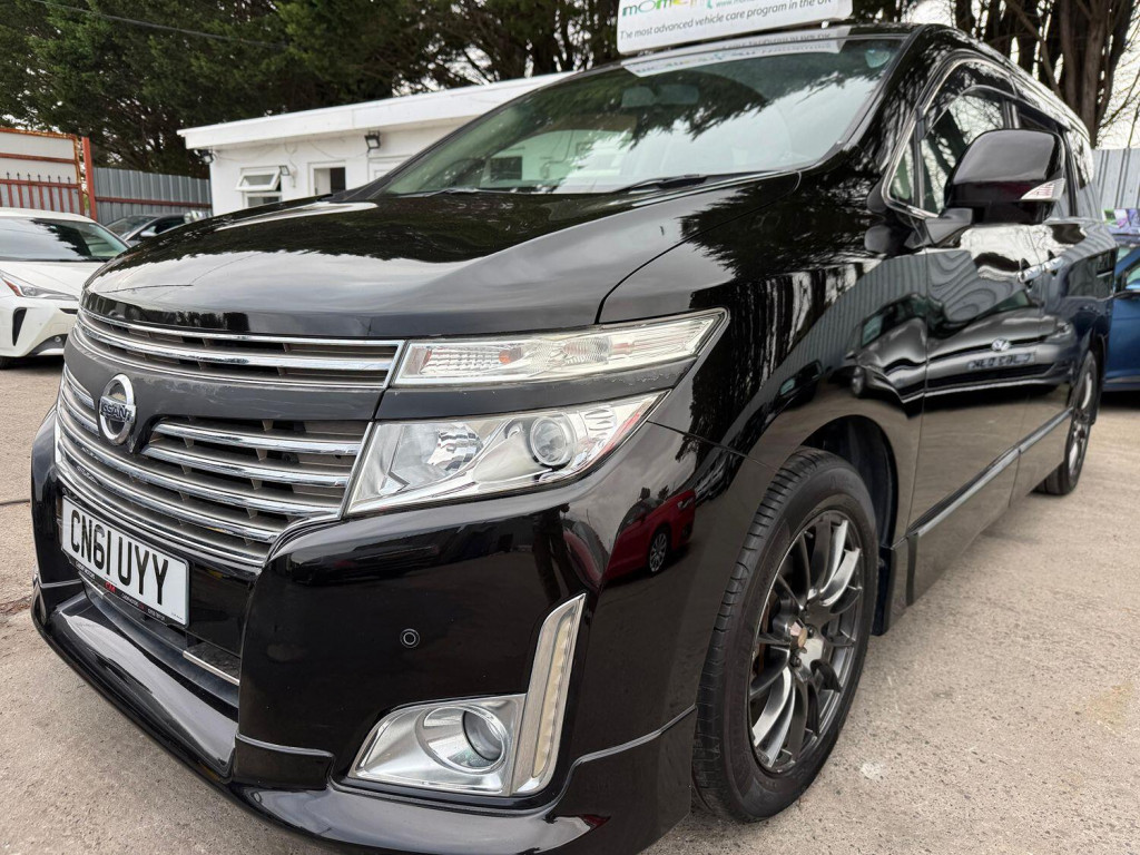 NISSAN ELGRAND
