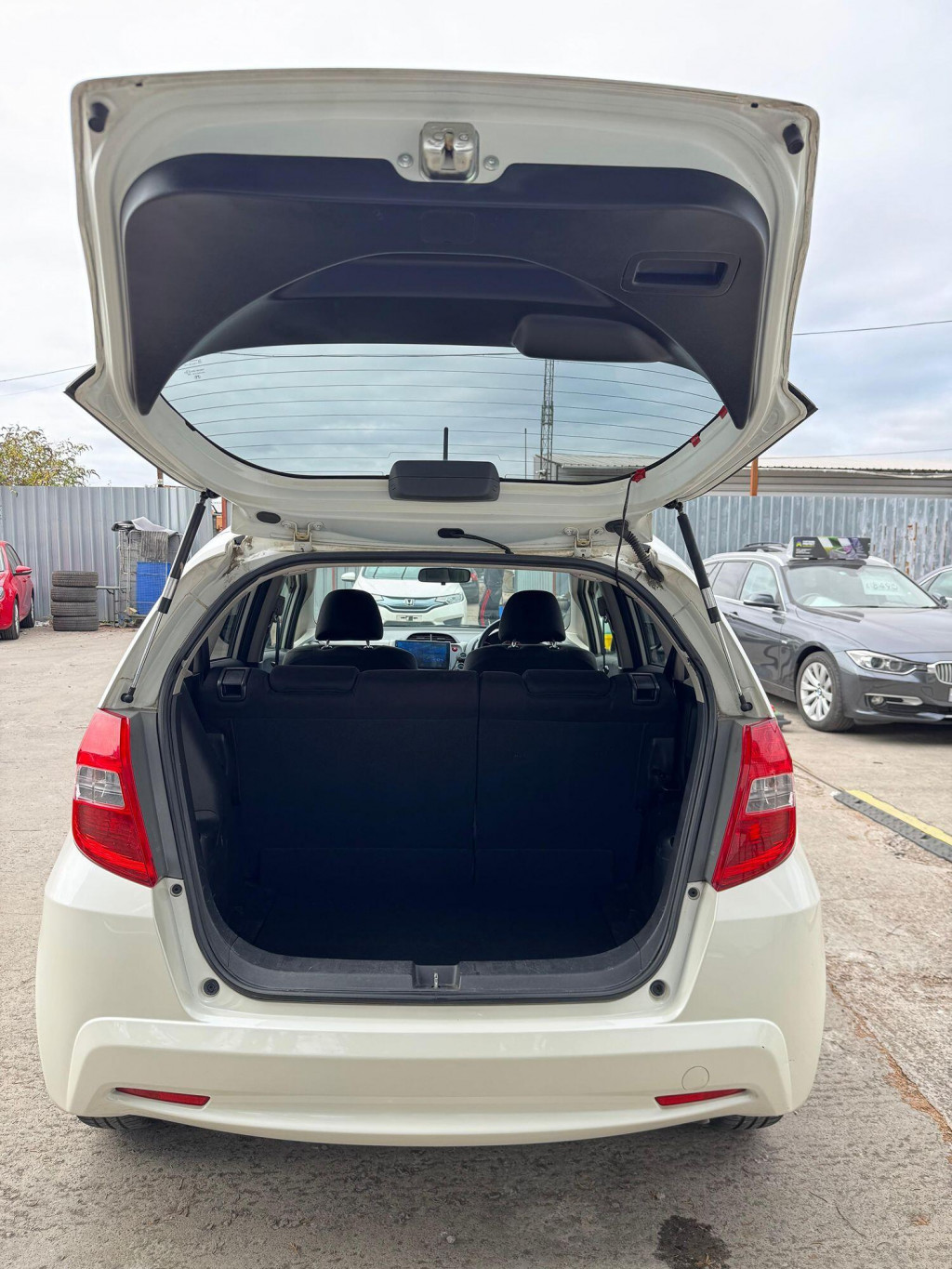 HONDA FIT