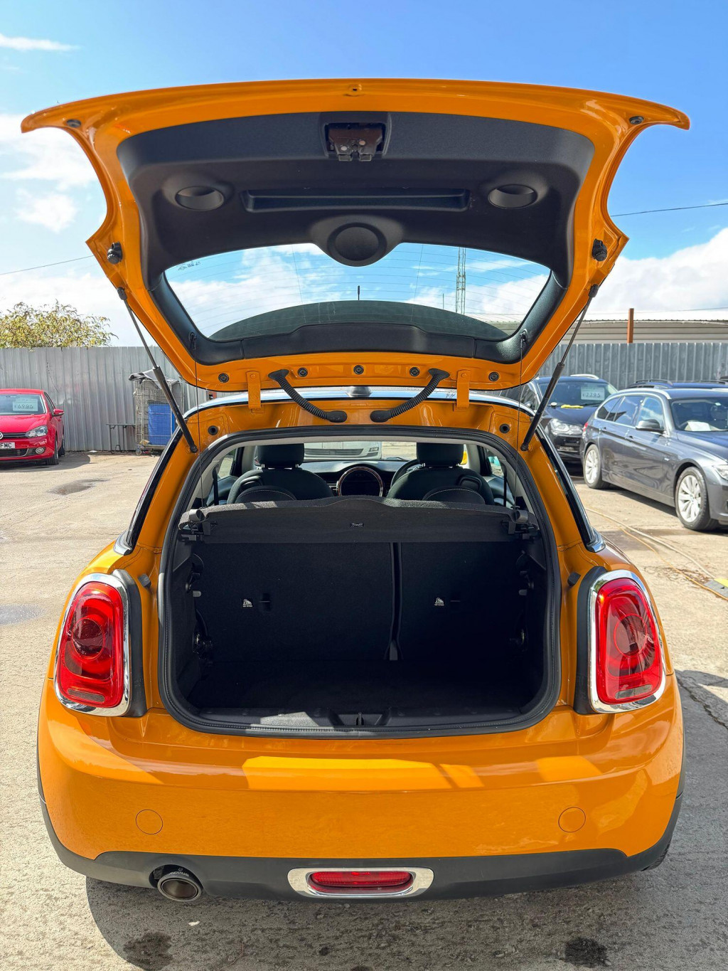 MINI HATCH COOPER