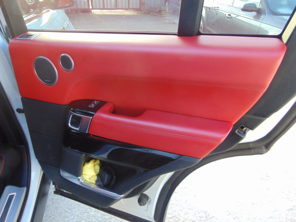 LAND ROVER RANGE ROVER