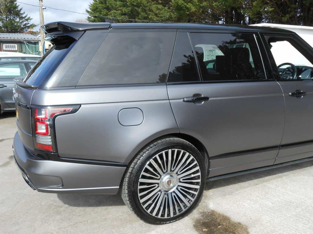 LAND ROVER RANGE ROVER